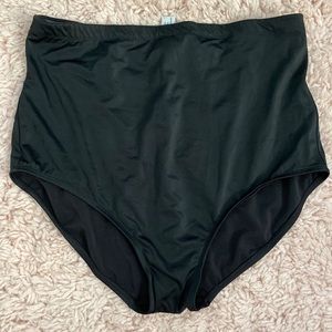 Black shapewear panty